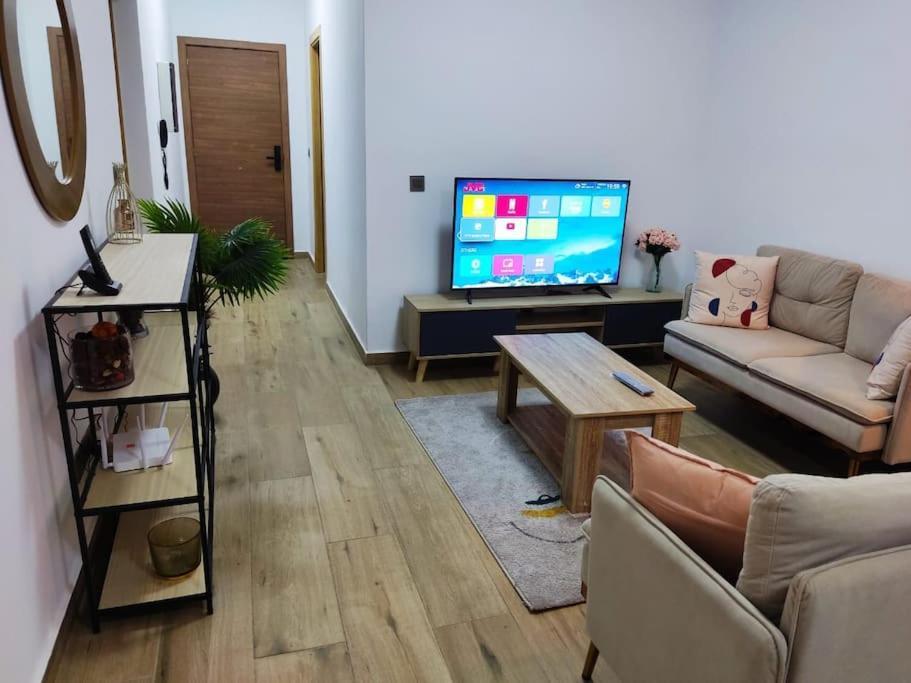 Superbe Appartement Avec Parking Gratuit Et Garde Дакар Экстерьер фото