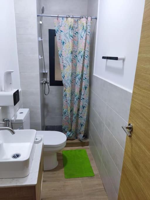 Superbe Appartement Avec Parking Gratuit Et Garde Дакар Экстерьер фото